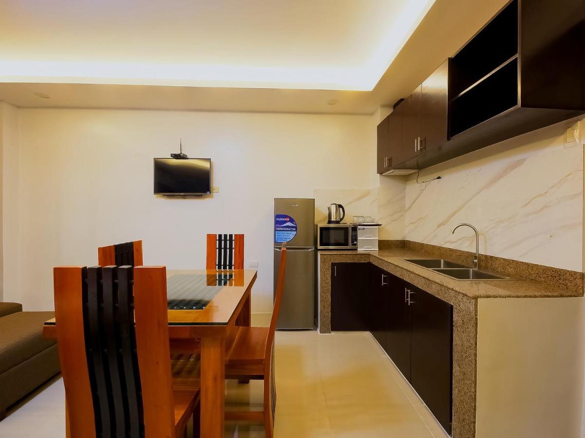 Oyo 848 Dona Aurora Condotel Quezon City Zewnętrze zdjęcie