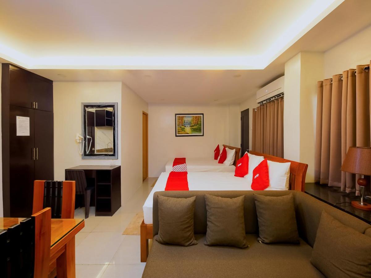 Oyo 848 Dona Aurora Condotel Quezon City Zewnętrze zdjęcie