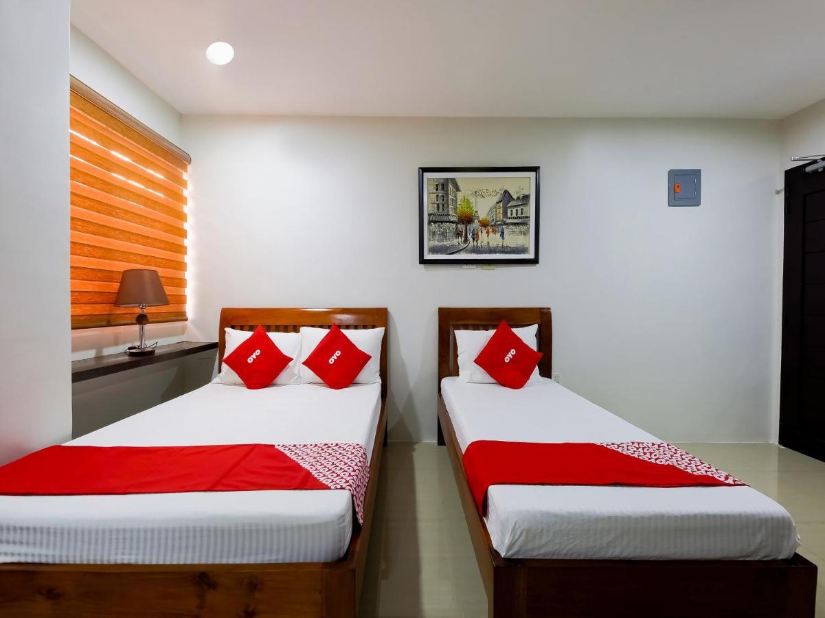 Oyo 848 Dona Aurora Condotel Quezon City Zewnętrze zdjęcie
