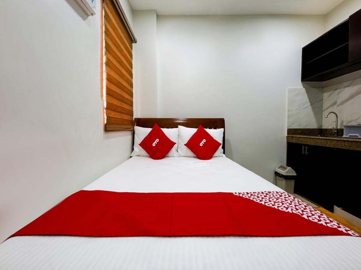 Oyo 848 Dona Aurora Condotel Quezon City Zewnętrze zdjęcie