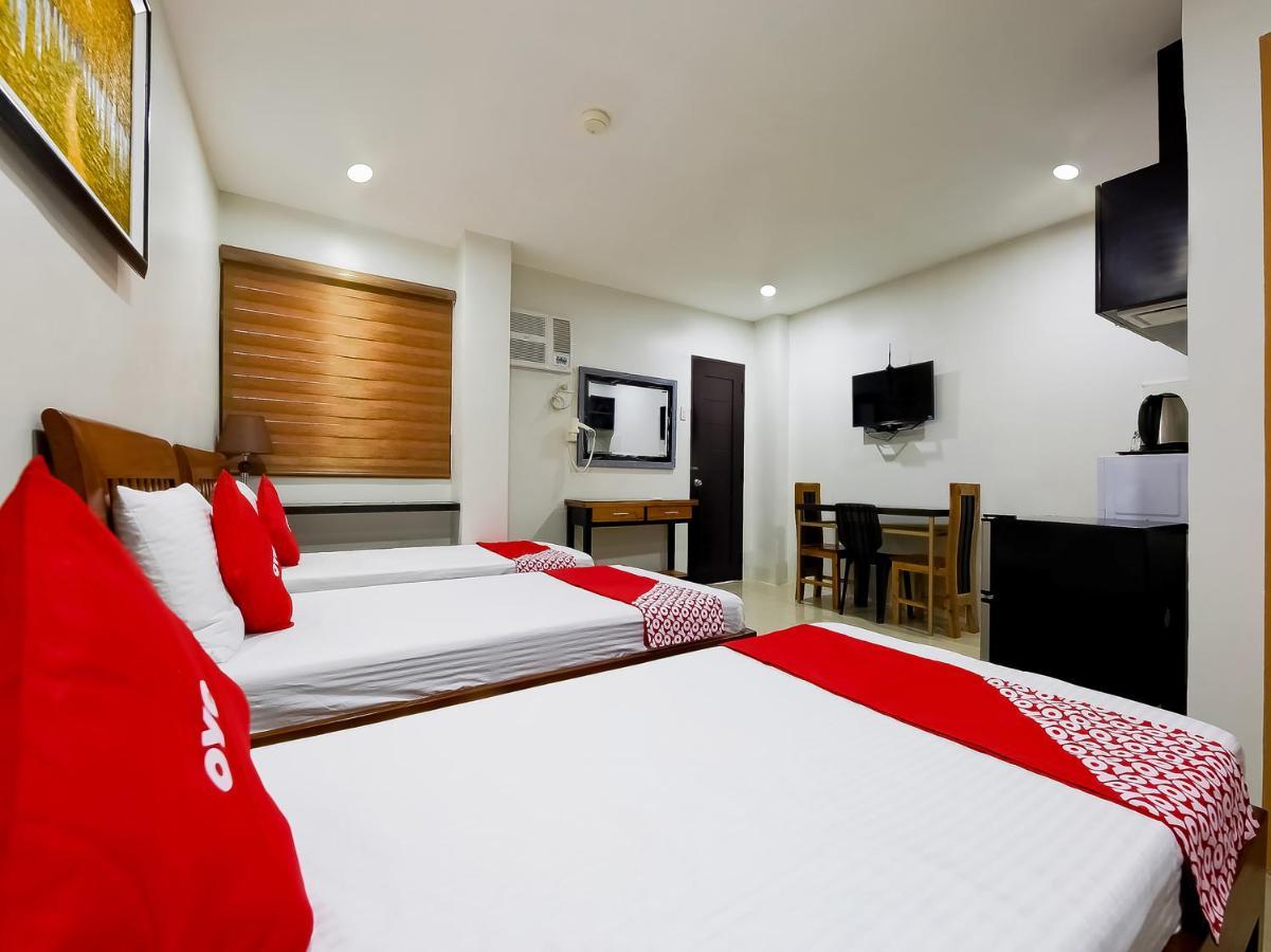 Oyo 848 Dona Aurora Condotel Quezon City Zewnętrze zdjęcie