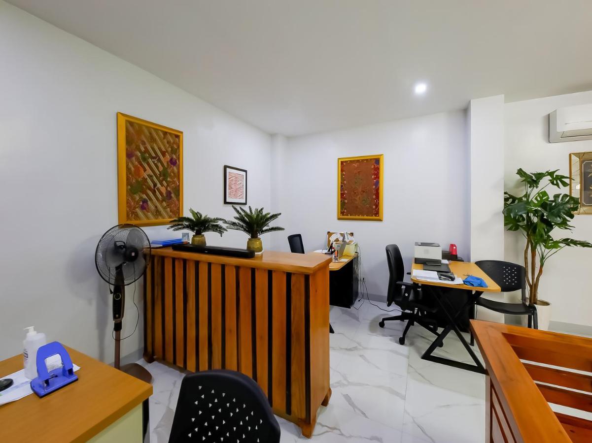 Oyo 848 Dona Aurora Condotel Quezon City Zewnętrze zdjęcie