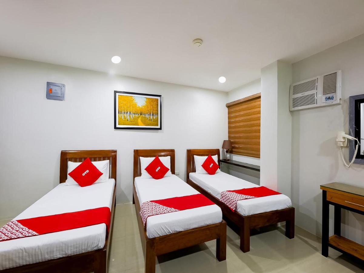 Oyo 848 Dona Aurora Condotel Quezon City Zewnętrze zdjęcie